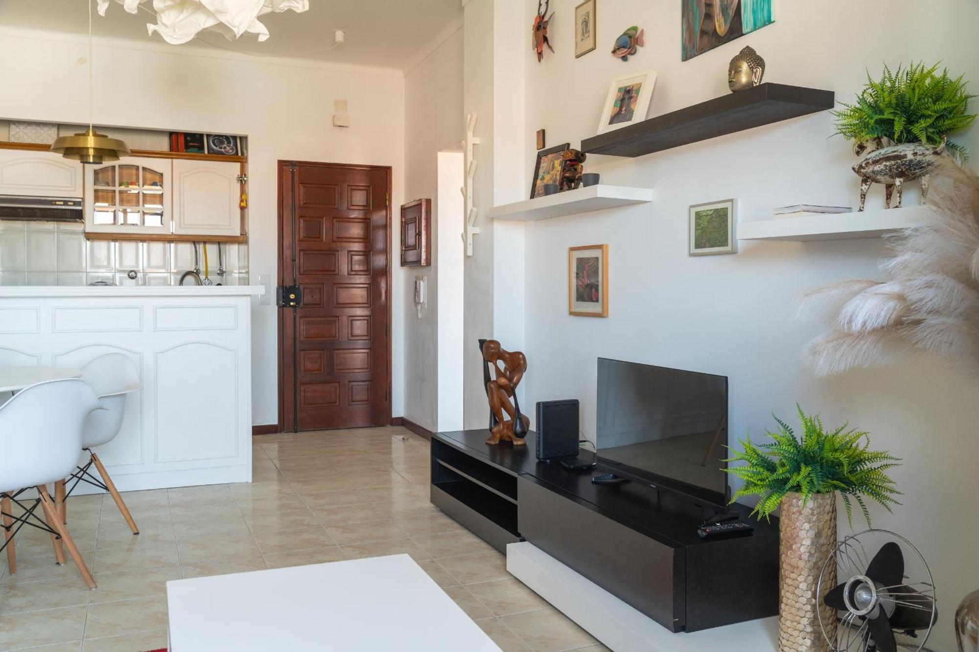 Sea View & Sundown, 150M From The Beach And Surf Spots Costa de Caparica Eksteriør billede