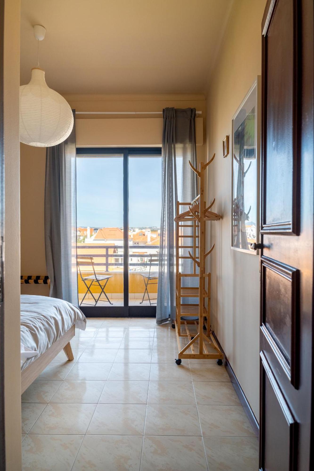 Sea View & Sundown, 150M From The Beach And Surf Spots Costa de Caparica Eksteriør billede