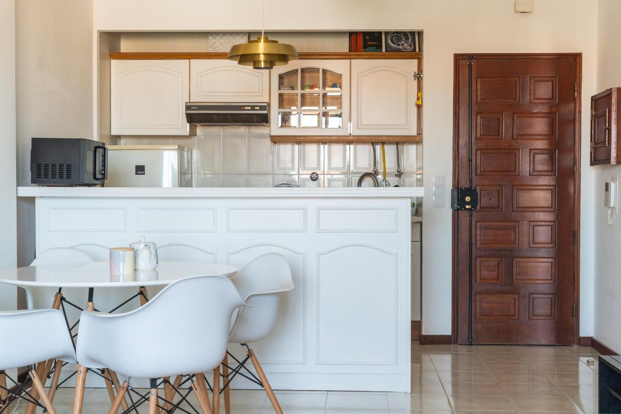 Sea View & Sundown, 150M From The Beach And Surf Spots Costa de Caparica Eksteriør billede