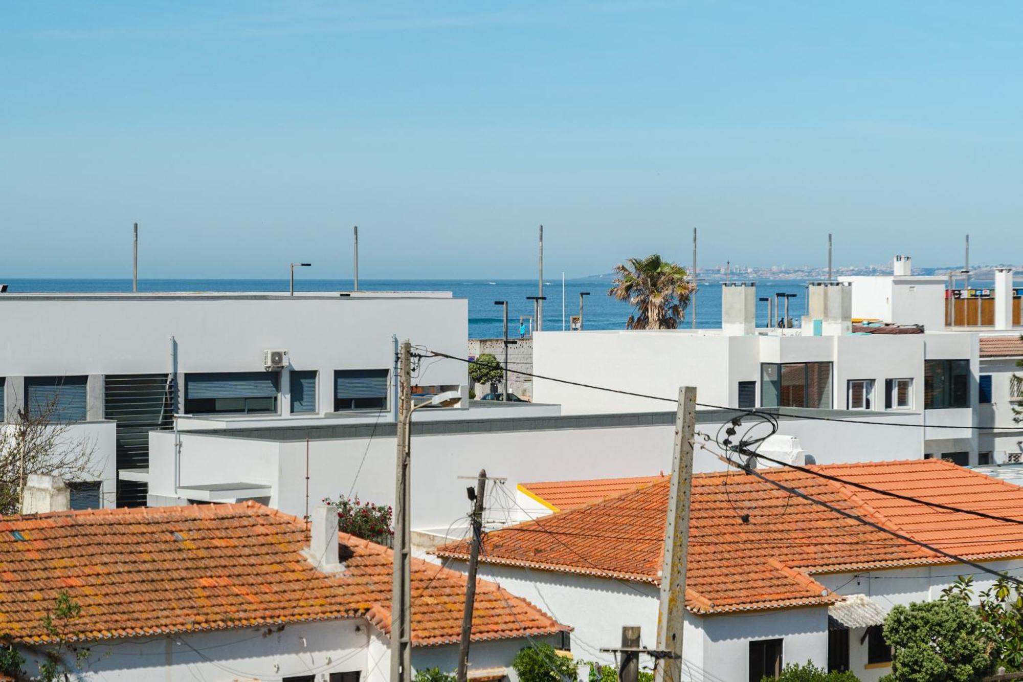 Sea View & Sundown, 150M From The Beach And Surf Spots Costa de Caparica Eksteriør billede