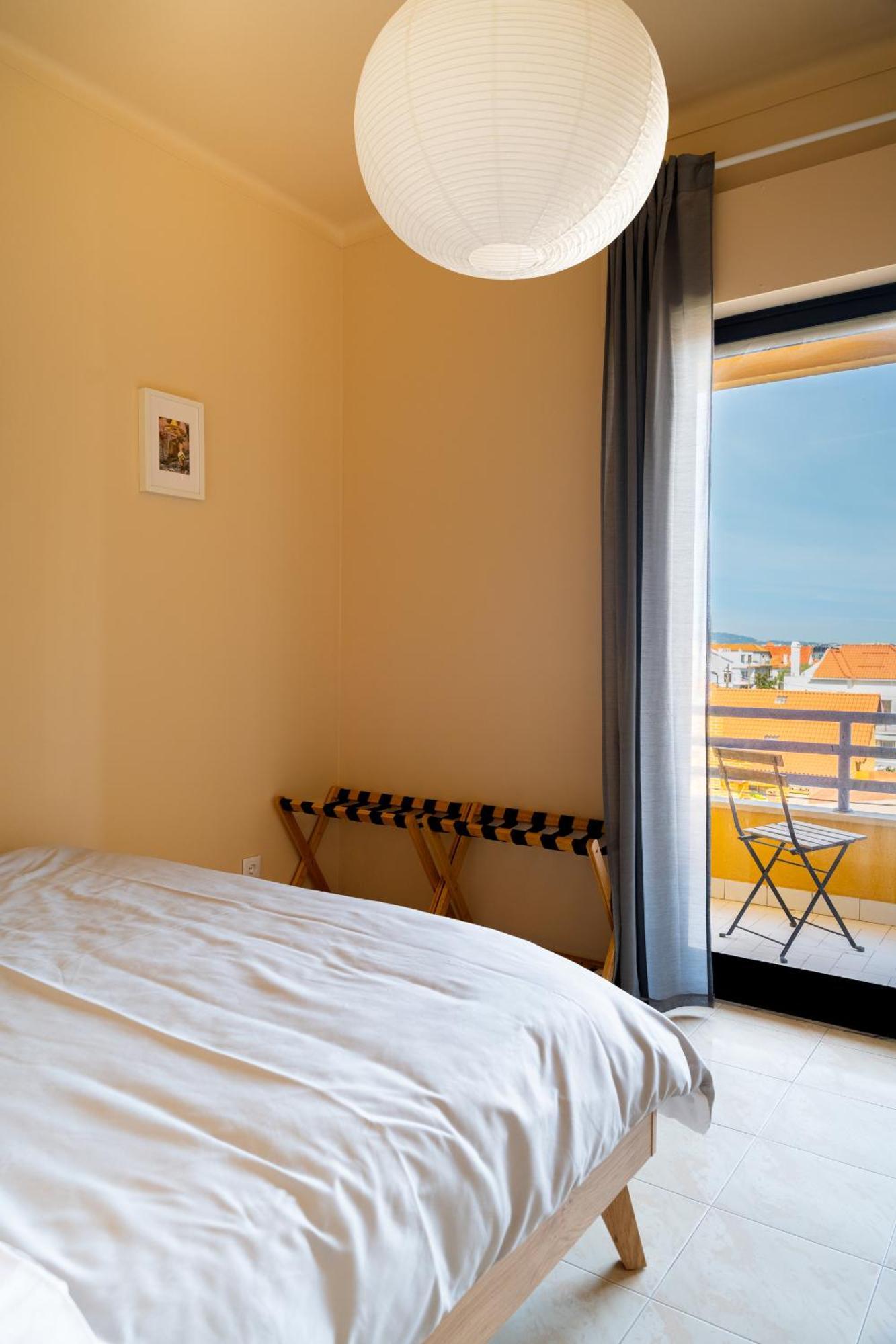 Sea View & Sundown, 150M From The Beach And Surf Spots Costa de Caparica Eksteriør billede