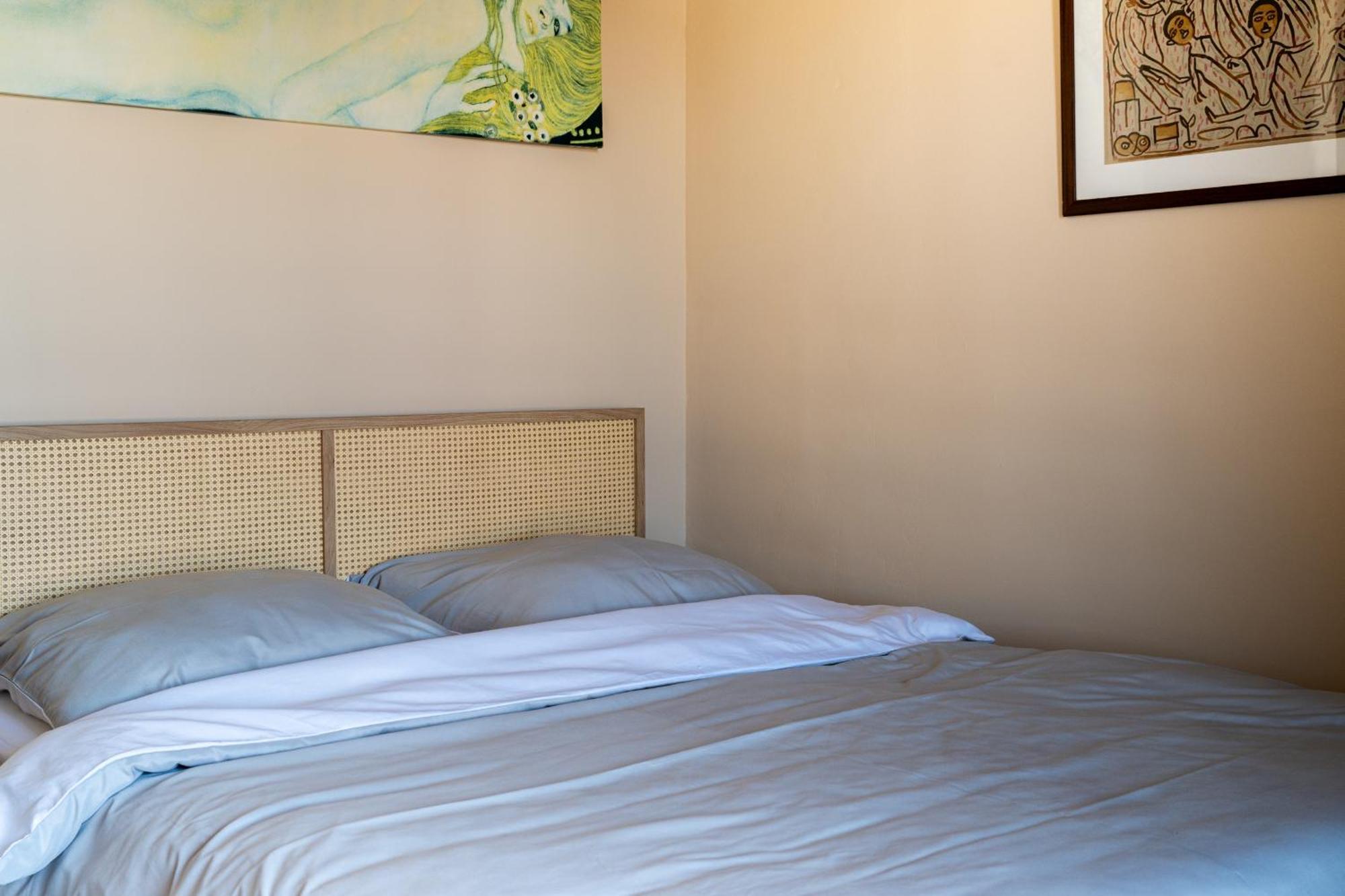 Sea View & Sundown, 150M From The Beach And Surf Spots Costa de Caparica Eksteriør billede