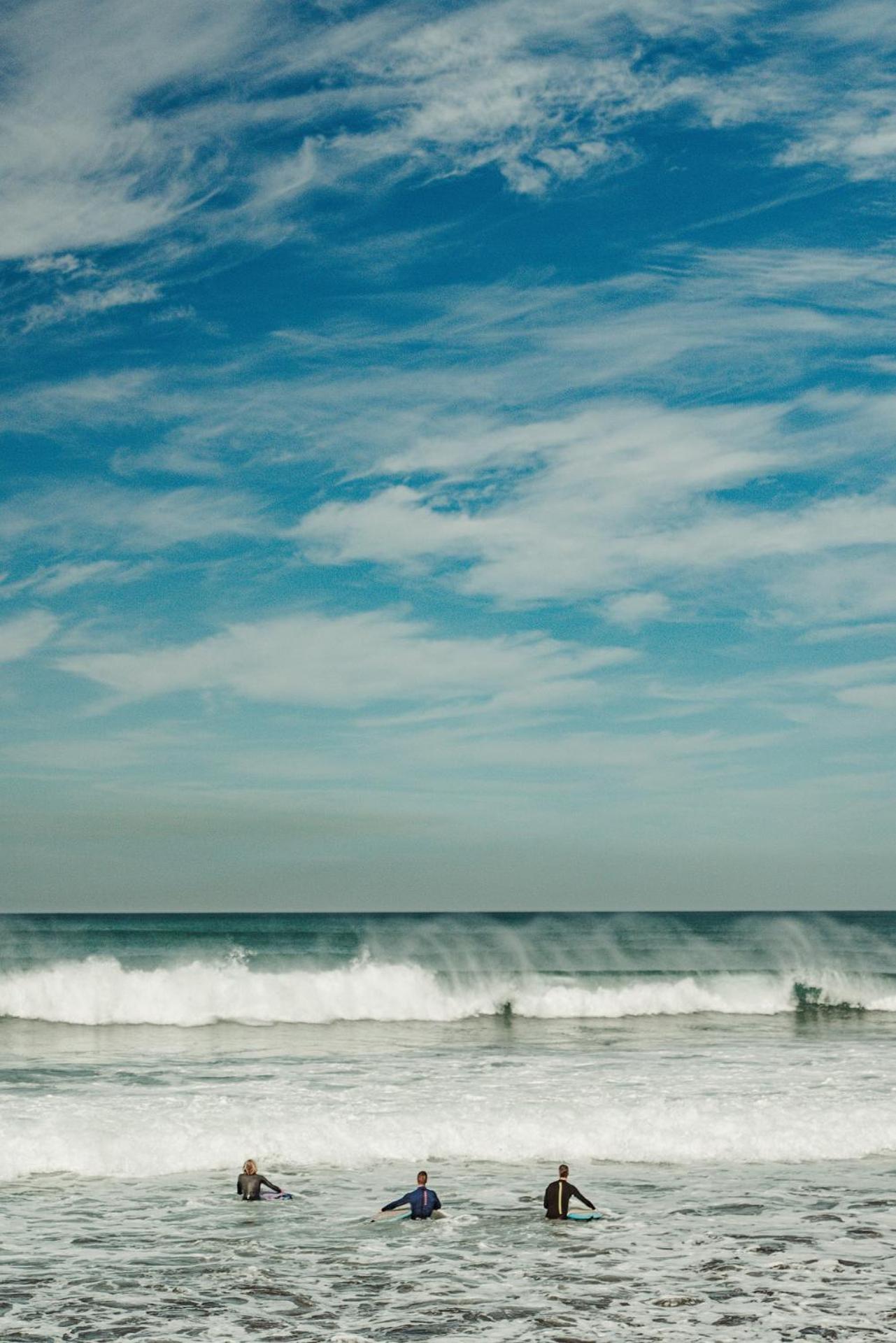 Sea View & Sundown, 150M From The Beach And Surf Spots Costa de Caparica Eksteriør billede